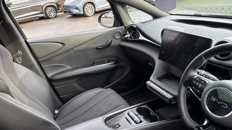 BYD Dolphin 150kW Design 60.4kWh 5dr Auto Electric Hatchback